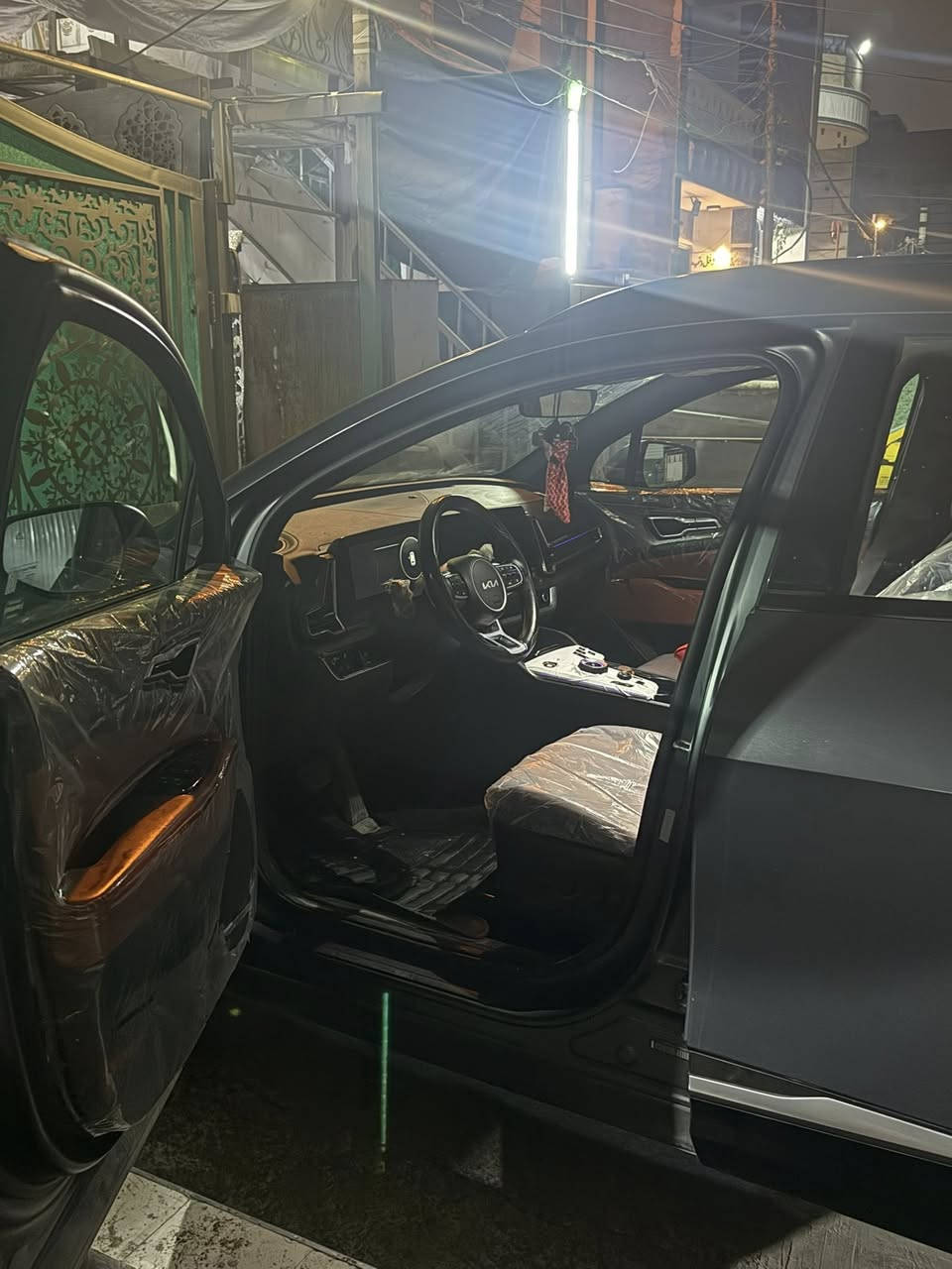 السلام عليكم كيا سبورتج 2023 أمريكي
السيارة بوضع الزيرو مكفولة كفالة عامة 

فول مواصفات بنوراما 

✅كشن تدفئة تبريد عددٍ اثنين 

✅ستيراً تدفئا 

✅بصمة تشغيل

✅دخول ذكي 

✅تشغيل عن بعد

✅هند بريك بصمه

✅ماوس مود درايف

✅رادارات امامي جانبي 

✅حساسات امامي خلفي 

✅هيتر جام

✅شاشه و كيجات دجتال الكتروني 

✅شاشة نفكيشن كار بلي 

✅محرك 2500 محرك ثاني هايبر 

✅شفتات كير بالستيراً

✅أشاير بالمري

✅شاشة كبيره اندرويد

✅كاميره دواره 

✅يدات نيكل 

✅المري كهربائيه 

✅ليد خلفي 

✅شاشة كبيره نفكيشن كار بلي

✅ويل كب كروم

✅مانع انزلاق

✅شاشة اعطال

✅تحكمات ستيراً جهتين 

✅كروس سرعة 

✅مود درايف 4 انطمة قياده 

✅لايت زنون ثلاث عدسات.                                          

✅جنطة كهرباء

✅كشن سائق ولبصفة كهرباء

😍رقم بغداد تحويل ثاني يوم 

💸السعر :220  وبيها مجال 

للاستفسار على الرقم

+964 770 009 9744

+964 775 255 5863

+964 ***********

مكان السيارة : بغداد  شارع فلسطين
