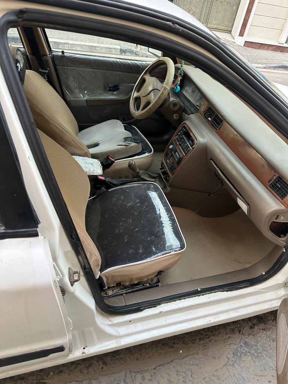 السلام عليكم
مكلف بل نشر 

للبيع سمند 2012 رقم ذيقار بسمي سياره مكفوله من ضربه فقط صبغ حزام سياره جاهزه دوشمه جديده مكينه وكير خير من الله  سعر 38 وبي مجال مكاني بصره 
***********
