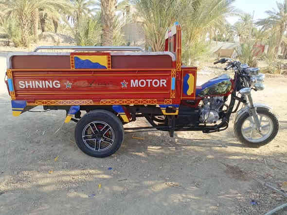 سلام عليكم ورحمه الله وبركاته ستوته للبيع موديل 16محرك 22مكفوله كفاله عامه مابيهه اي  كهربائيات كلهه شغاله تخم تاير ويل كب ستوته مال جناي مامتعوبه مكان الحله شوملي سعر 1350وبيهه مجال للشراي ‏‪***********‬‏
