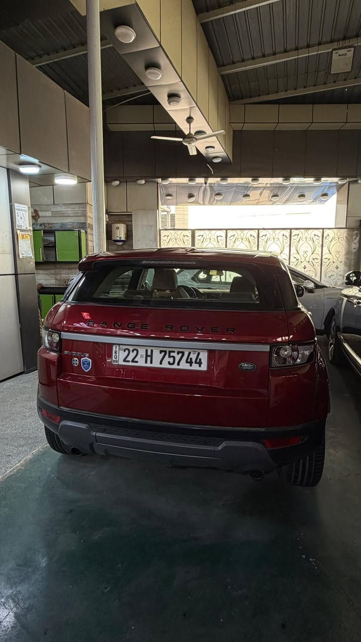 رانج روفر ايفوك 2015  خليجيه بحاله الوكاله 
عداد المسافه 103 الف 
السعر 15.500$ للاستفسار الاتصال ***********
