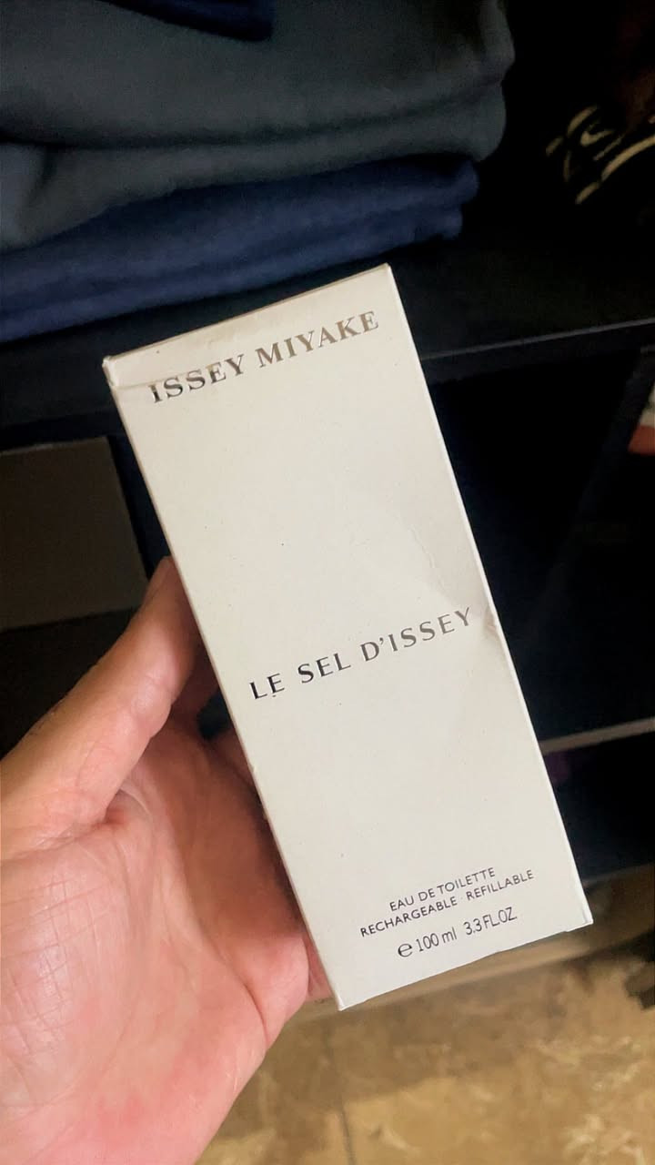 السلام عليكم ،، مرشوش كم رشه فقط من كل عطر
للبيع


**إذا كنت صاحب هذا الإعلان وتريد حذفه لأي سبب، رجاءا أرسل رسالة إلى الدعم الفني**
