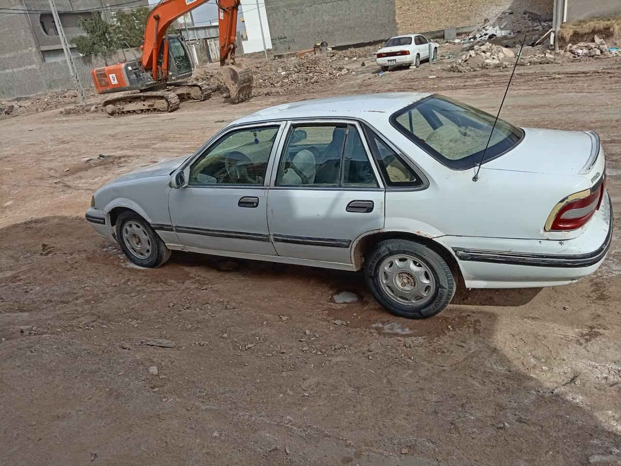 سلام عليكم دايو برنس موديل 1995 للبيع محرك كير اوتوماتيك اكسن تخم تاير كهربئيات كلها شرط تحويل مباشر رقم نجف  بيها خياس بلبراكيت  جيهت العبري السعر 20ورقه وبيها مجال او مراوس بسمند ***********
