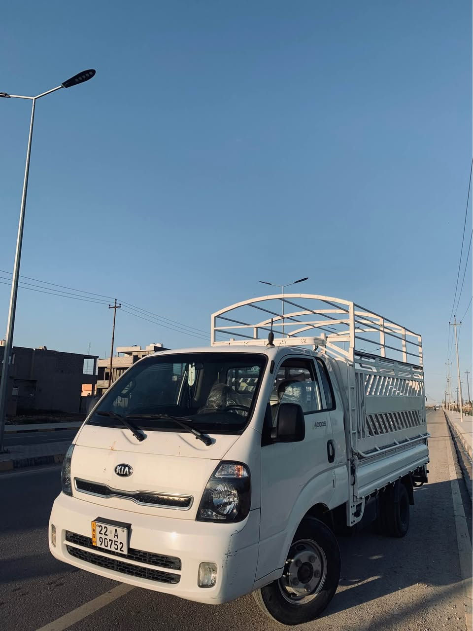 سلام عليكم

كيا فحل موديل 2016 المرغوب 

سياره مطلعها زيرو على ايدي من 2016 لحد هسه 

السياره ماشية ١٥٧ الف كيلو متر حقيقي يعني زيرو بالنسبة لخواتها 

رقم اربيل الجديد هزه جديد 

بدون نقص شرط البخار وتنقيص والصرف

محرك كير كفاله وعالفحص

تحويل ثاني يوم بونيد تبديل فقط بواحد ثاني همين بلادي بسبب الخدوش بدون ضرر 

متواجد اربيل او موصل 

السعر 158 ورقة وبيها مجال للطيبين 

***********

*********** موصل, نينوى
