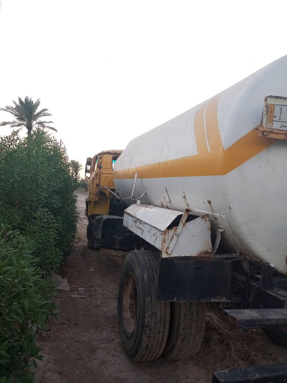 للبيع هينو محرك سكانيه 112 جاهز حموله 16الف لتر الشفاطه مالته شقاله السعر 8ملايين تحويل موجود يستلم حصه كاز للاستفسار اتصل ***********
