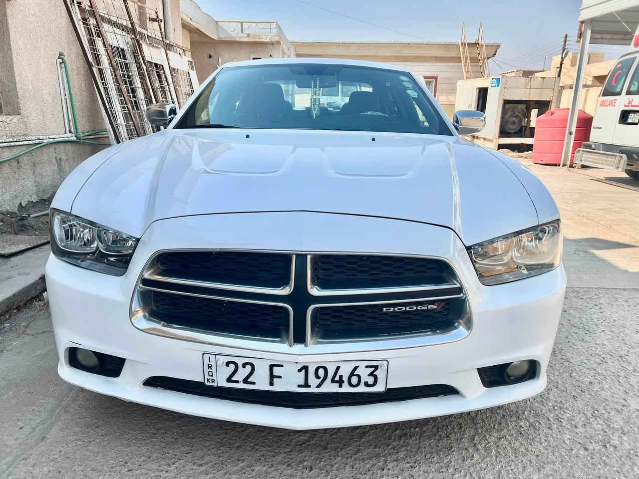 السلام عليكم جارجر مديل 2012كفاله عامه بيه باردات بصيطه حداديه تخم تاير تبريد ثلج
رقم اربيل بسمي العنوان ميسان 
سعر 165وبيه مجال بصيط 
رقم الهاتف***********
