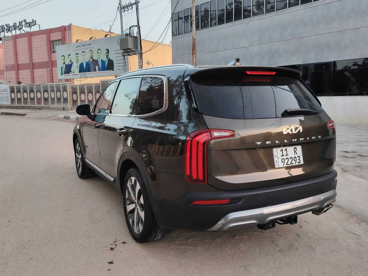 سلام عليكم ورحمة من رخصة الادمن للاتصال *********** السعر ٢٤٥ بي مجال للطيبين
للبيع كيا تلورايد موديل 2022 رقم بغداد تحويل ثاني يوم
وارد أمريكي ضرر فقط بنيد مبدل اصلي وجاملغ اكلير من امريكا صور الحادث مرفقة أسفل الصور  فول مواصفات فتحه وحده للتوضيح الون جاوزي🤎
مواصفات كشنات VIP كشنات حراري اسلايد روف شاشه كامره دواره حساس امامي خلفي رادار الأمطار رادار جانبي خلفي امامي خمسة ويل كب ثلاث عدسات معروفه مواصفات التلورايد مكاني بابل المسيب قرب كراج الموحد تحياتي للجميع 🌹🌹🌹🌹🌹🌹🌹🌹🌹🌹🌹🌹
