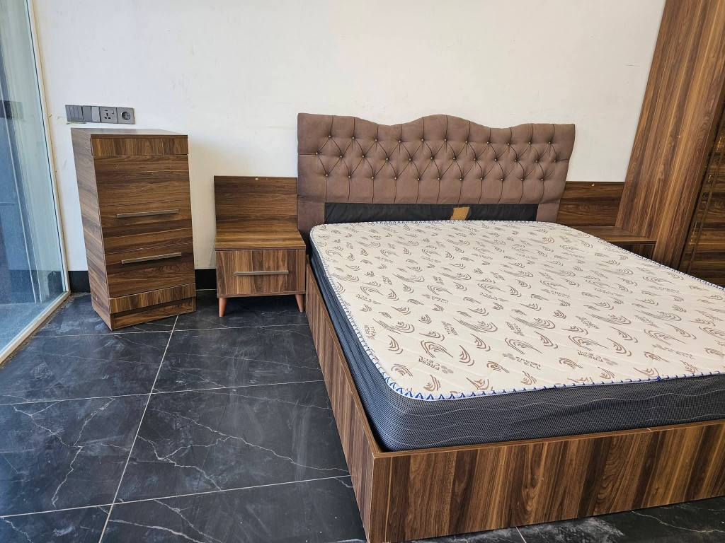 غرفه النوم تركي للبيع اخو الجديد شرط النظافه غرفه كامل حلوه 5 قطع سعرها 350الف شراي يخابر على رقم *********** مكان كركوك كركوك, العراق
