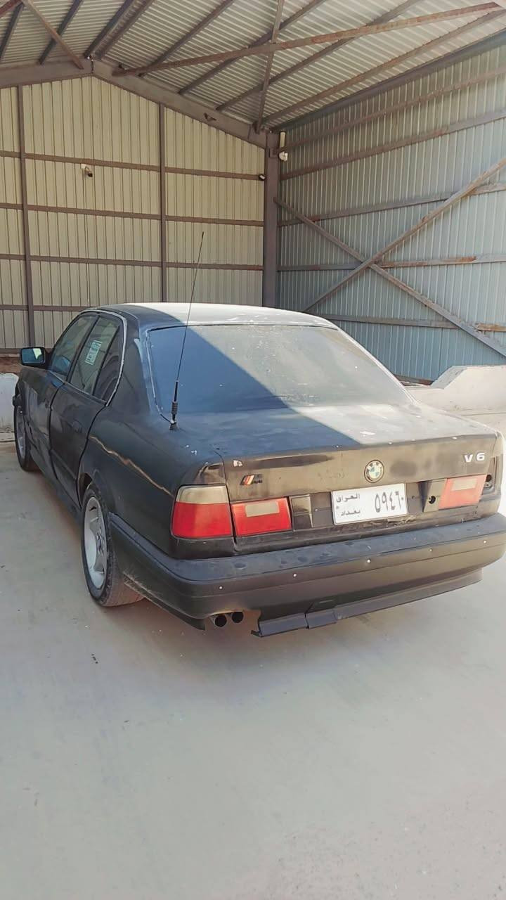 كيرو مه كينه به شه رت سه ياره كه سور به قو وه ته جواربه ركه ده ركاى ده وى ده عامى دواوه ى ده وى *********** السليمانية, العراق
