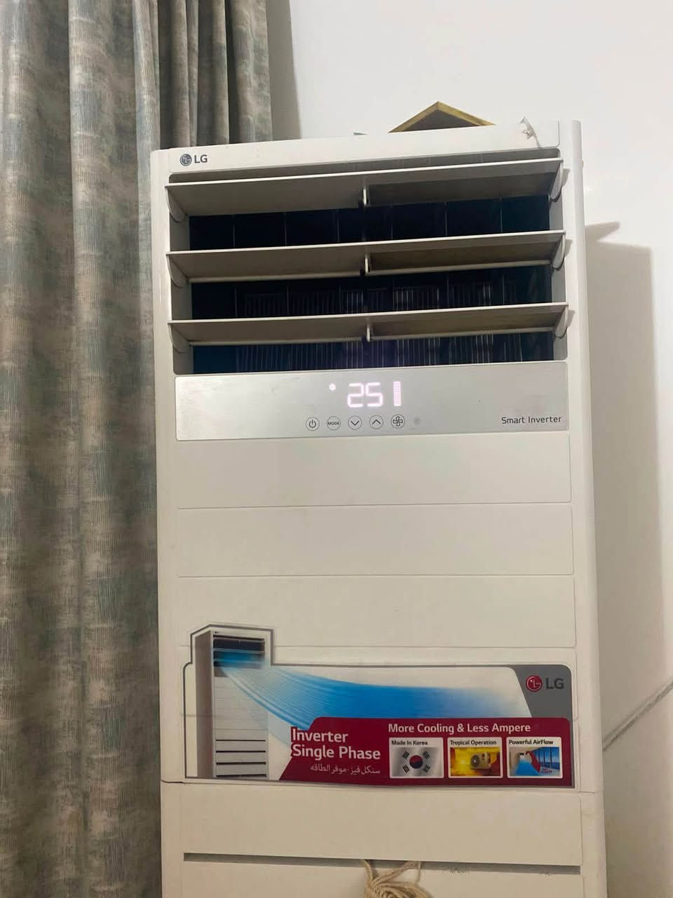 السلام عليكم سبلت كنتوري lg ثلاثه طن  سامرت انفيرتر  للبيع
للستفسار الاتصال على الرقم ***********
