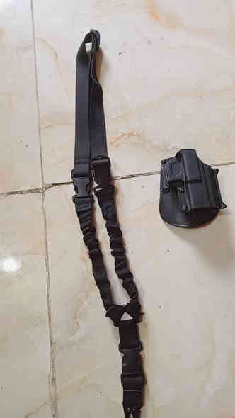 سلام عليكم اخواني& درع وحماله M4 وكراب HS للبيع جديدات شرط. تواصل واتساب *********** سعر كلهن ب50 عمي بلاش مكاني بغداد مدينه الصدر
