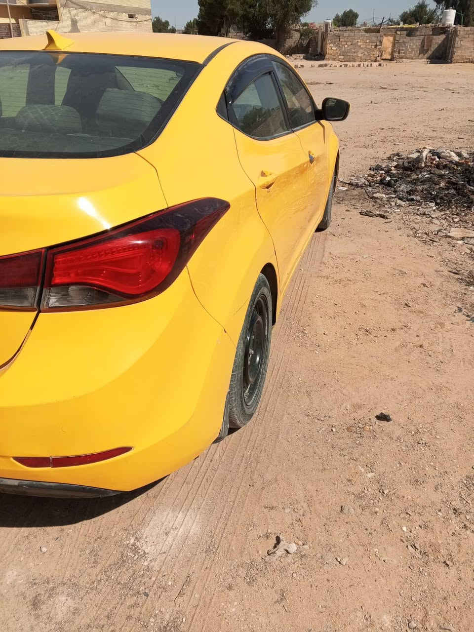 السلام عليكم النتر ا.  امريكي 
16فول 
  حادثه جنطه  السعر 110بيه مجال قليل حيل  الاتصال 
على الرقم ***********
