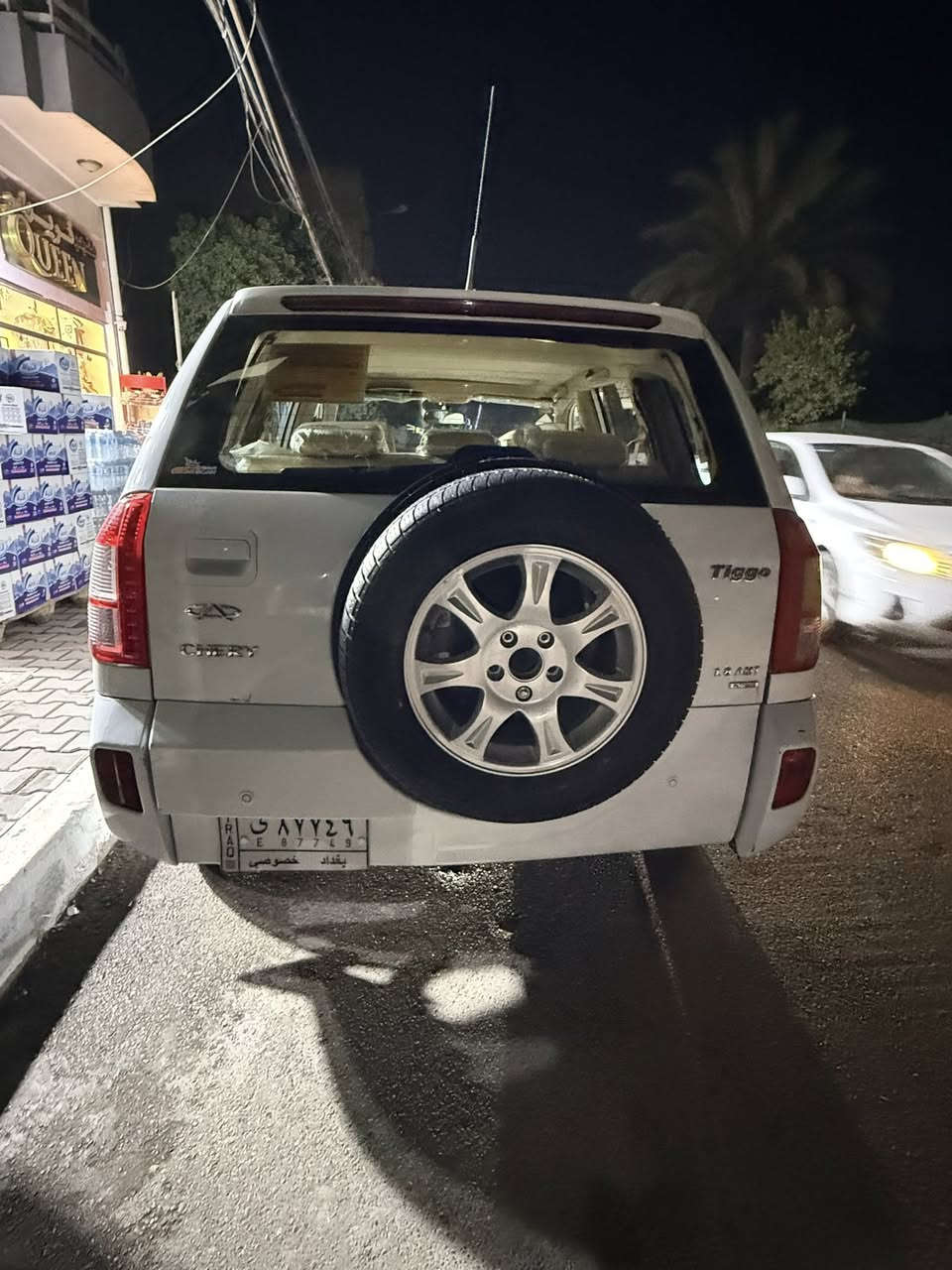 السلام عليكم سياره تيكو. موديل ٢٠١٣ السياره  خير من لله ماشيه ٦٩. زيرو بيه مكان صبغ وبيه شويه. مكانات بسيطه  رصعات السياره حلوه  المكان بغداد. السعر ٦٧ وبيه مجال بسط لل شراي الرقم ***********
