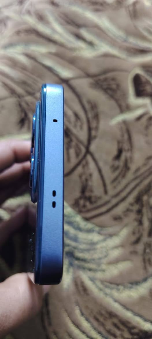 إسلام عليكم جهاز بوفا 7 ألترا وضع شركه بتاريخ ٦٠٠٠  ويشقل ١٢٠فريم بل بوبجي رام١٦نضام إيفون شاحنته ٧٠واط وأريد اراوسه ب إيفون ١٣برو ماكس رقمي ***********
