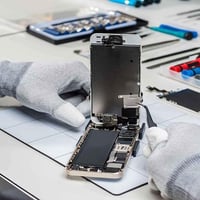 أسعار متوافقة مع الزبائن تبديل شاشات الهواتف والأيبادات والحاسبات مع ا...