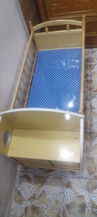 كاروك للبيع مامستخدم جديد ونضيف السعر 70 وبي مجال بس الشراي يتصل علارق...