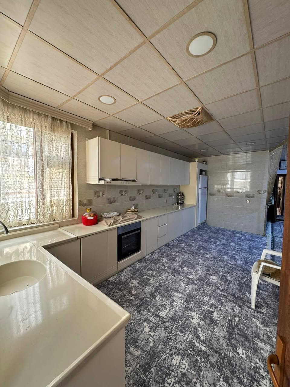 سەرەتا بەناوی خودا 
کۆدی /10922
خانوو بۆ فرۆشتن  
📍ناونیشان/ 60 کانی أبراهیم أحمد
نزیک مزگەوتی فەجر
📐ڕوبەر / 160 مەتر
📏پێشی/ 8 بە 20
🛣️شەقامی/ 12 مەتری
🌕 ڕوو / گۆیژە
🏗️پێکهاتوەلە/ 3 نهۆم  

نهۆمی یەکەم  ( میوان + هۆڵ + متبخ + مساعد مدبخ + نوستن + مشتملات + مغزن ) 

نهۆمی دوو ( میوان و هۆڵ کراوە + مدبخ + مشتملات + نوستن + بالکۆن )

نهۆمی سێ ( میوان + مدبخ + مساعد مدبخ + مشتملات + نوستن + بالکۆن )

تێبینی ( خانوەکە ئەکەوێتە شوێنێکی زۆەر خۆشەوە نزیکی مزگەوتو مەکتەبو خەتی پاسو دوکانو بازاڕە )
ــــــــــــــــــــــ
🖊️/ بۆ زانینی نرخ  کۆمێنت بکە 
ــــــــــــــــــــــــ
بۆ پەیوەندی📞
☎️***********
☎️***********
ـــــــــــــــــــــــــــ
تۆی بەڕێز موڵکت هەیە دەتەوێت بیفڕۆشیت یان بیدەیت بەکرێ زانیاریەکانمان بۆ بنێرە هاوکارتان دەبین 
‏‎*********** ☎️واتس ئاپ"فایبەر 
‏‎یان سەردانی نوسینگەی(جوانی موڵك)بكەن
‏‎ناونیشان"ئیبراهیم ئەحمەد"بەرامبەر دیلان سیتی
