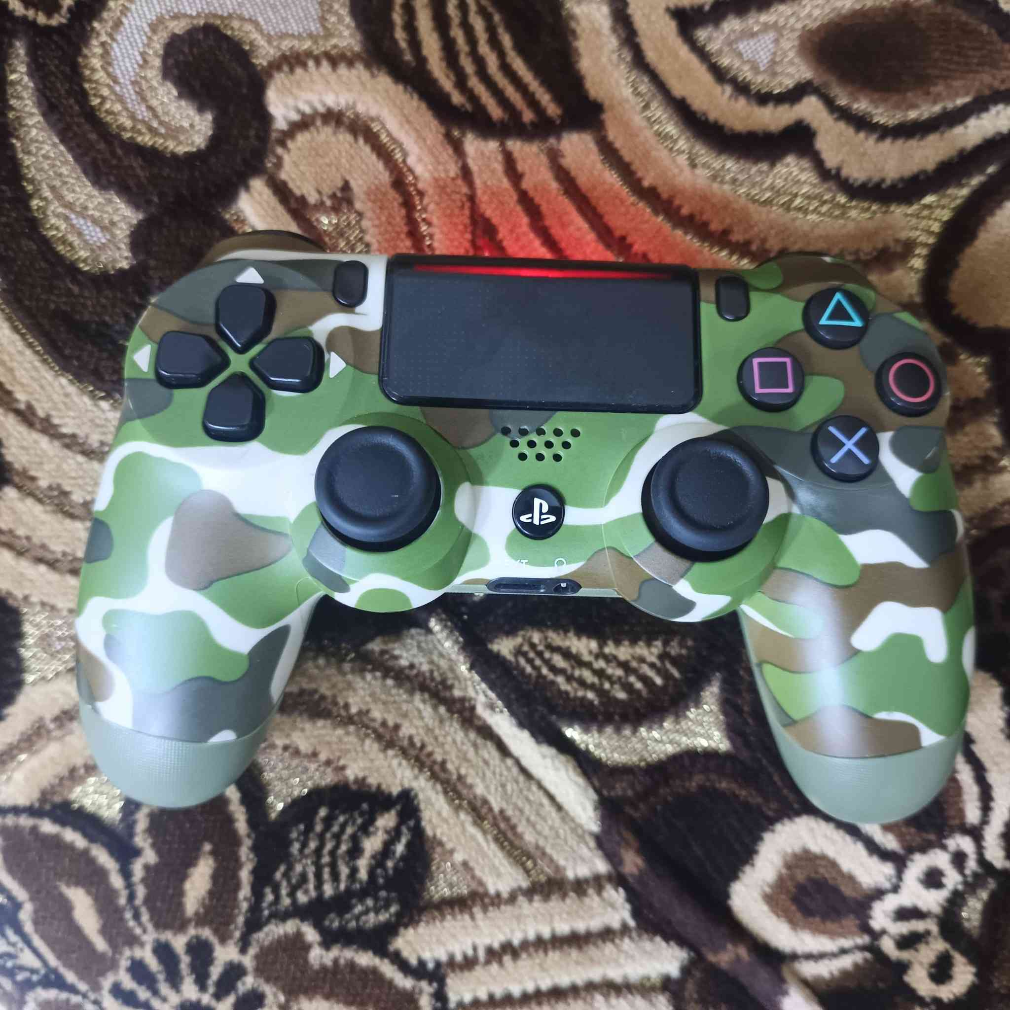 السلام عليكم .. للبيع
جهاز ps4 slim  المهكر 
نظام ٩ المرغوب  
مساحة الذاكرة (واحد تيرا) مع ١٤ لعبة داخل الجهاز حاليا .
 متوفر وياه كل ملحقاته من : 
شاحن ubs الماني +  جويستكات 2 ( اصلي + تجاري ) + كيبل شحن للجويستك اصلي + كيبل HDMI اصلي +كارتونة الجهاز،، 
الجهاز نظيف جداً ومابيه أي مشاكل الجهاز لوك ستيكر مثل ما موجود بالصور يعني ما مفتوح مثل اغلب الاجهزة الي تكون مصلحة والي بيها مشاكل بالحرارة وكل منافذ الجهاز شغالة بدون مشاكل الجهاز اونلاين تكدر تلعب بيه كل العاب الاونلاين و الاوفلاين وتكدر تفحص الجهاز وتتأكد منه قبل الشراء 
سعر الجهاز ٤٠٠ الف 
عنواني تلعفر - حي الجزيرة 
للتواصل ***********
