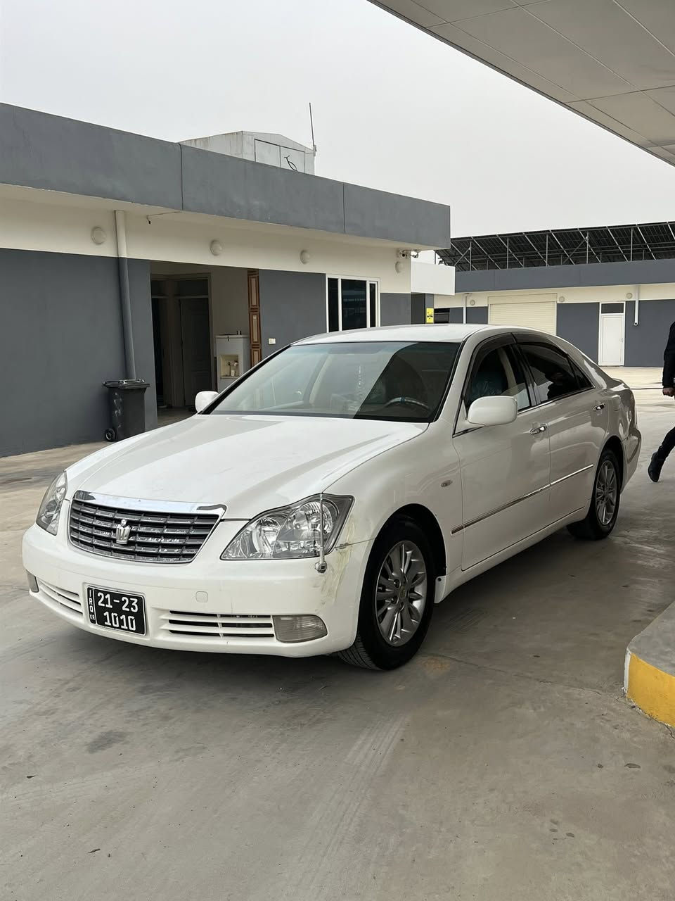 شاهينة موس موس ٢٠٠٧
٣دوكمة بةردة  ساج مةلكي 
١بارجةبوياغ 
تةبريد كةرم سارد بريك بةشةرت 
تةقةو رةقةي نية. بيشودوا تازة جاك كراوة 
جام هةلكيرة 
رون هةموي گوراوة 
حةمام بوليش كراوة 
تاوويلي نةوت لوك 
دةعموليدراو نية. 
هةموي شتي بةشةرت 
سعر ٧٠ مجال كةم 
كودي نية 
***********
