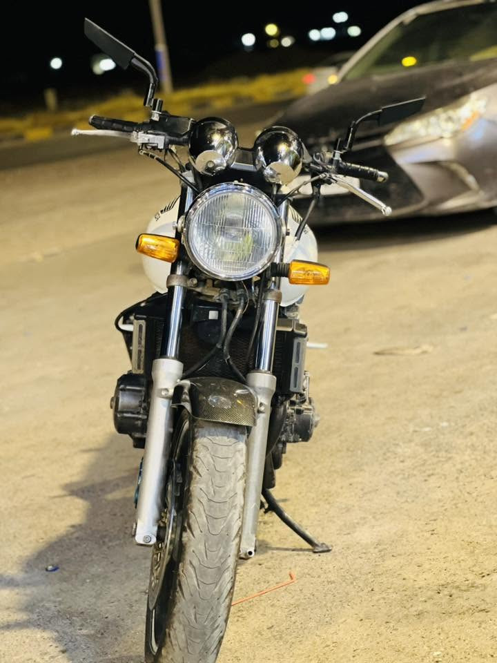السلام عليكم دراجه للبيع cb400 موديل2000 الدراجه خير من اللّٰه كفاله عامه ماشيه 19 الف اوراق اصولي مدفوع كمرك السعر خاص شراي حياك اللّٰه مو شراي لا تعبني المكان تكريت رقمي واتساب فقط ***********
