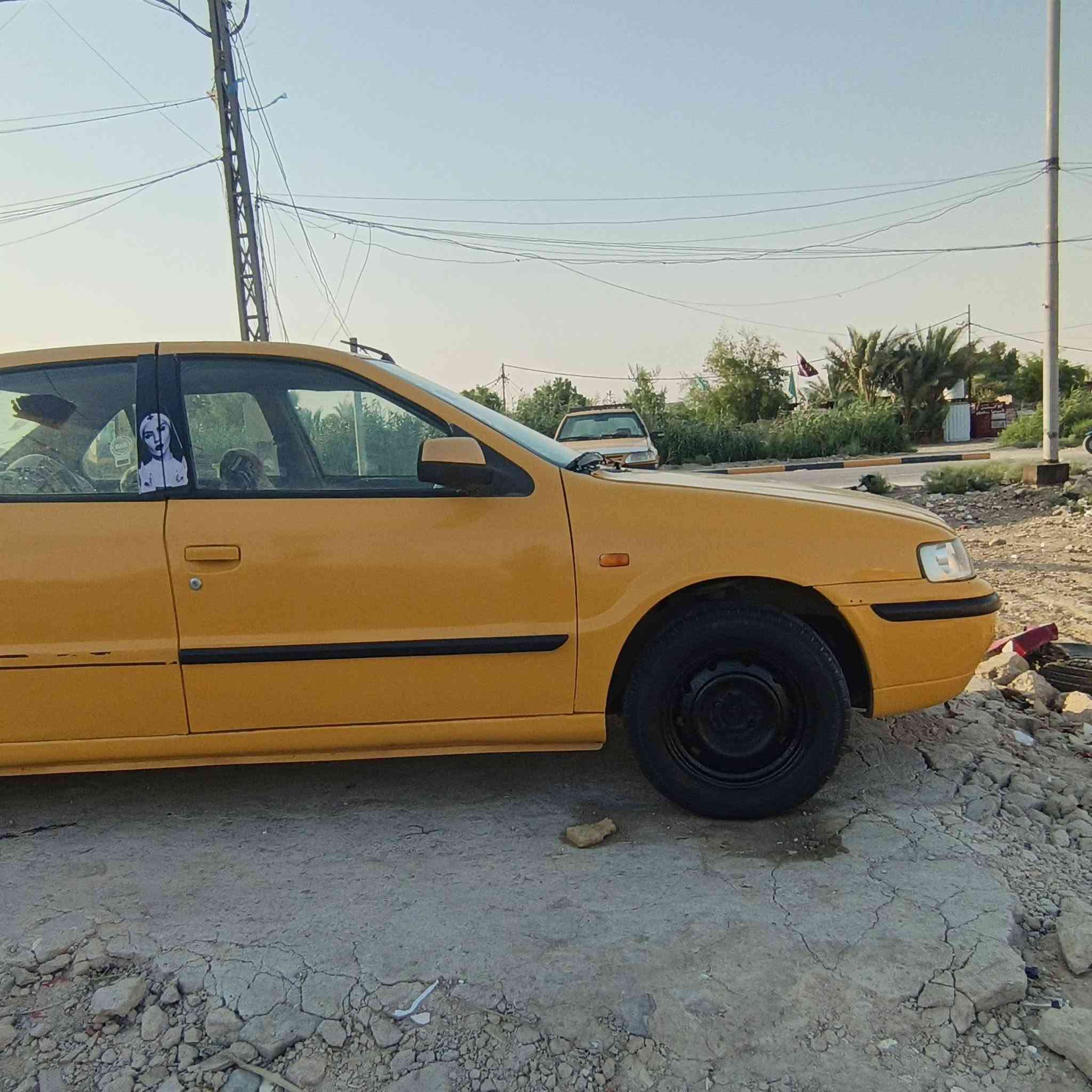 سيارة لبيع سمند موديل200011
محور بيكاجو
سعر 
28 
***********
