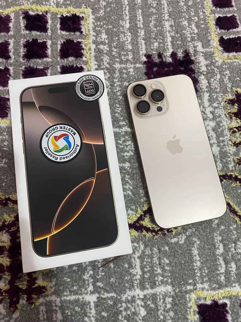 16pro max
شرق اوسط بعده بالضمان 
بطاريه ٩٢٪؜
نظافه ١٠٠٪؜ شخط واحد مابيه
جهاز وتر بروف
ملحقاته كامله
السعر سهله بيه مجال لليشتري
خاص او اتصال على الرقم ***********
