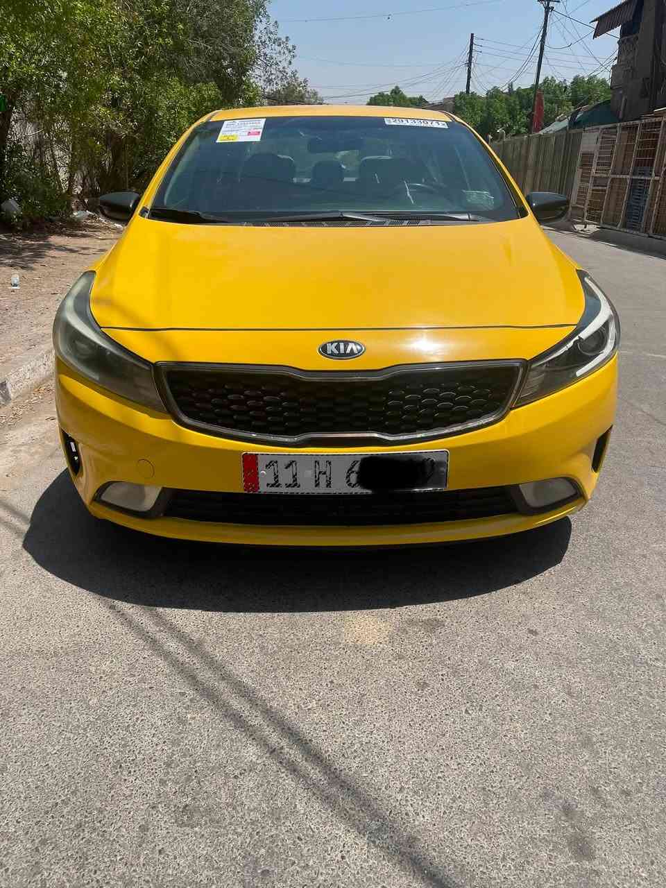 كيه فورتي 2018وارد امريكي صور الحادث بالمنشور السياره جديده جداً او جاهزه من كلشي مكينه 2000دوش رقم بغداد دولي بسمي السعر 108او بيها مجال العنوان بغداد الامين الثانيه رقم الهاتف***********

