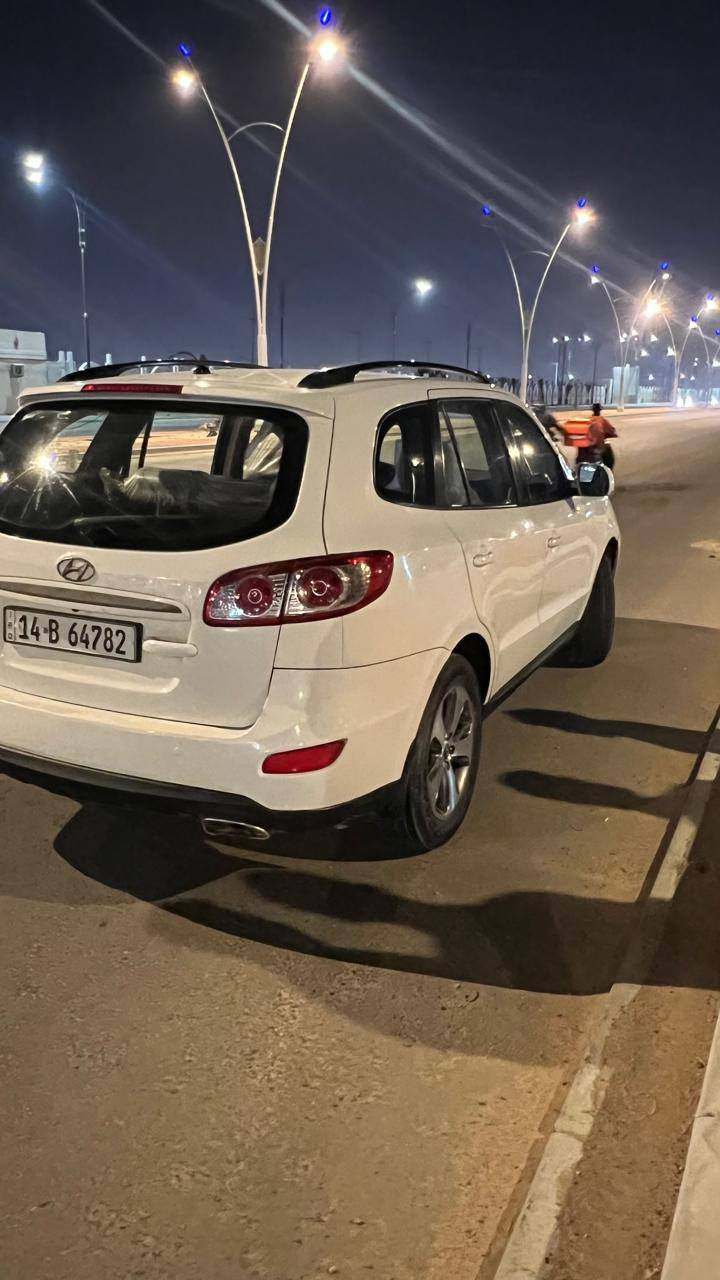 سلام عليكم سنتافي 2012 رقم بصرة بيها جاملغ وبارد بصندوك سنويه ل 2029 بأسمي تحويل مباشر سعر( 143 ) كير جديد عنوان البصرة التنومه اي ستفسار اتصل علا راعيها مكلف بلنشر ما ارد خاص رقم ( ‏‪ 0774 807 1245‬‏)
