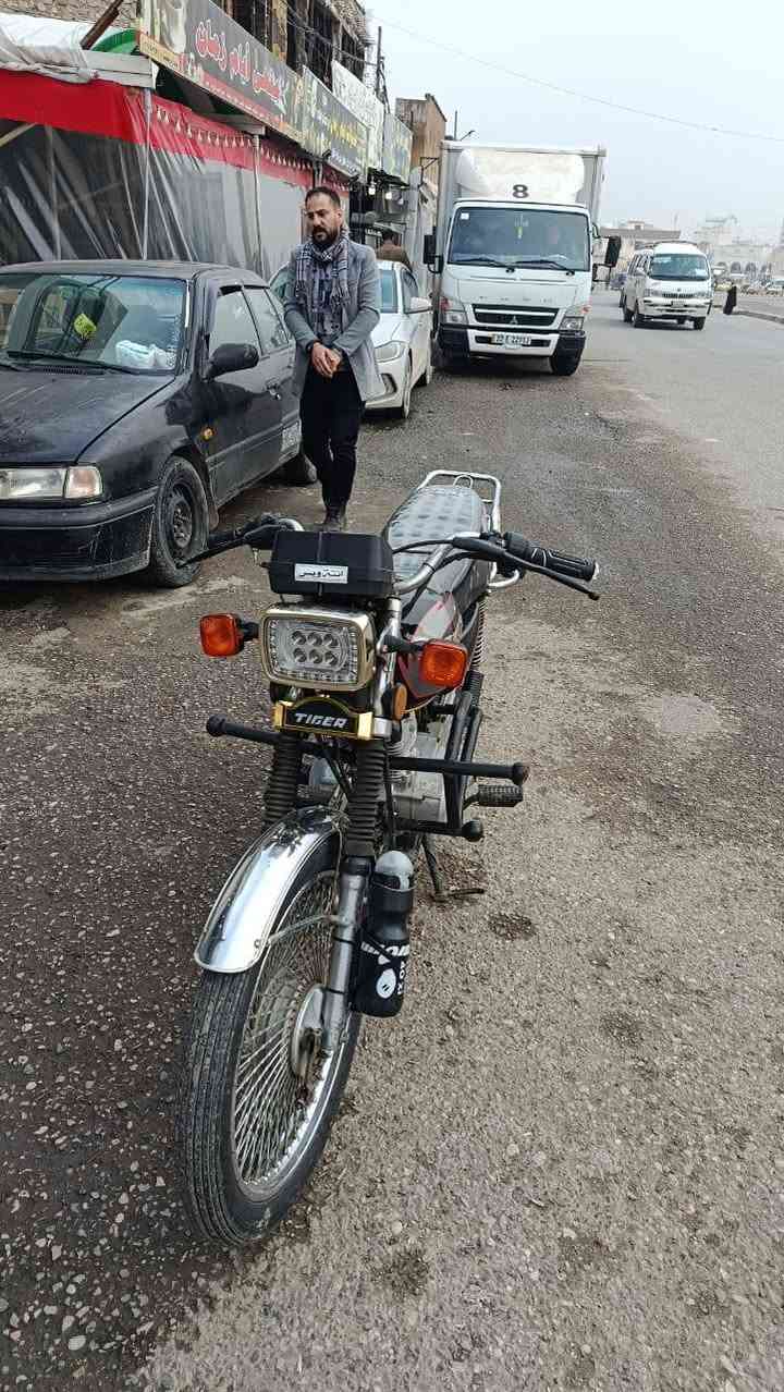 سلام و عليكم ماطور تايكر للبيع موديل 2021 مرقم بغداد شرط التحول
محرك انطيك شرط
تانكي شخط ما بي
كزوز عالي الأصلي
وايرمنية كلها شغالة وبيها نشرات ورة وكدام
سعر 1650 
متواجد فقط ع رقم وبي واتساب 
***********
