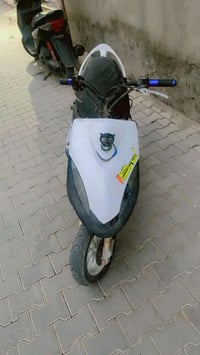 ماكس عدله • مال لعب • طافيه