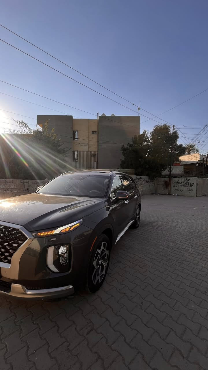 لبيع 2022كلكرافي معروفه مواصفاتها السياره بدون صبغ بدون تبديل فقط بارد بل بنيد والسونار موجود وصور الحادث موجوده ماشيه 82الف مكان السياره بغداد معروضه 310وبيها مجال *********** علي
