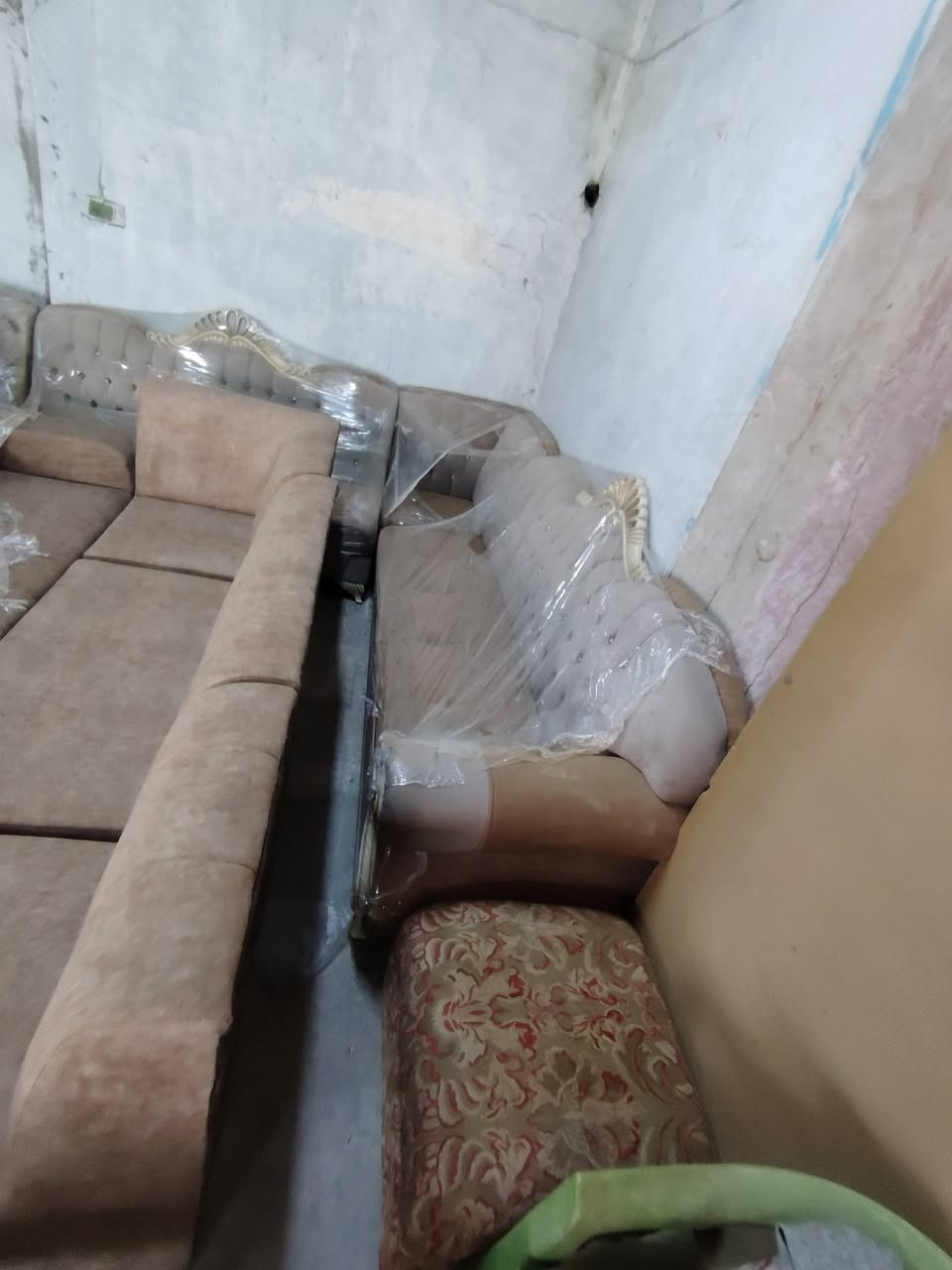 انسب السعار
تخم تركي باله اخو الجديد المكان المشخاب شارع القادسيه قرب معمل نافع *********** واتساب
