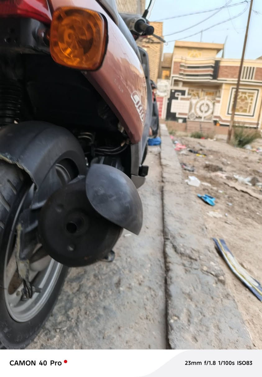 سلام عليكم دراجة فله مكفوله من الطول بطول شرط برغي مامجيوس بل محرك شعله ومعدل كهرباياني كلها شغاله ماعوزه شي كفرات ختم واحد وي محرك ول شاصي لون مشمشي طالعه من معرض الحسن بغداد رايده بمليون و50وبيها مجال مكاني حي اور رقم ***********
