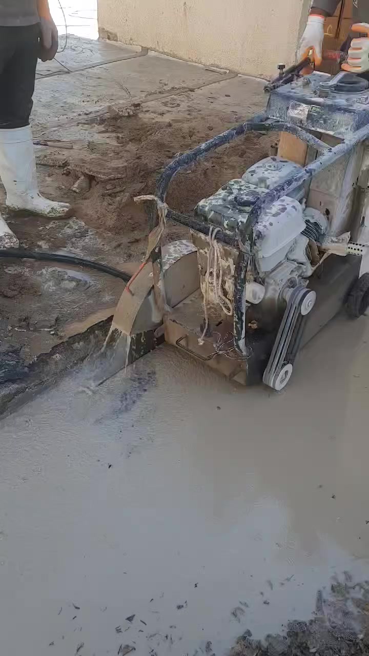 مستعدون لهدم وتفليش البيوت القديمة والمحلات وقطع البيوت  ورفع الانقاض وتعديل الارضية بموادها يعني ما اخذ فلوس بس المواد واسويلهيا كاع في كافة مناطق ديالى للتواصل الاتصال على الرقم ‏‪***********
