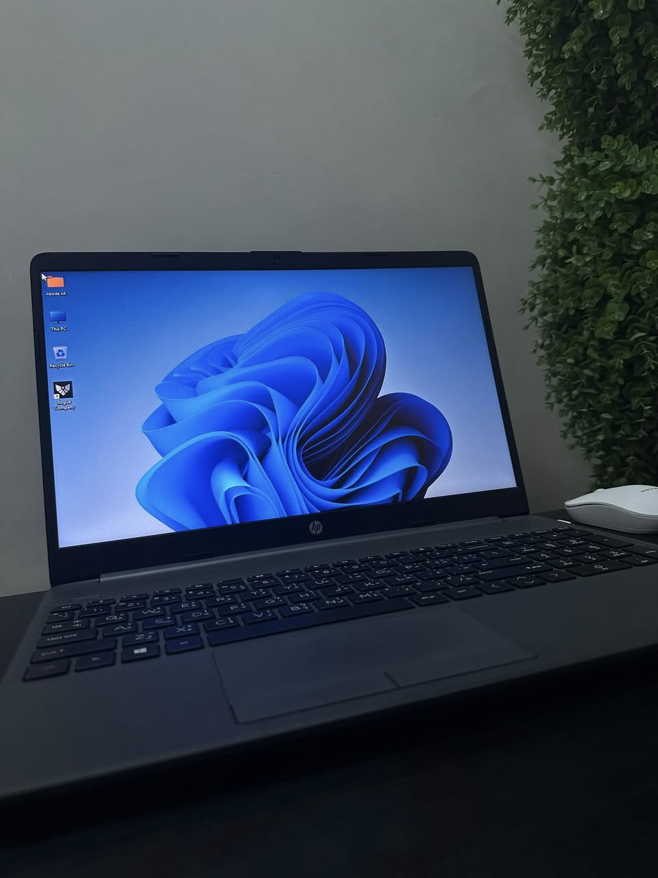 السلام عليكم…
لابتوب HP 15-dw للبيع 
معالج Intel Core i5-1135G7 الجيل 11
رام 16GB ddr4 3200MHz 
هارد Samsung 512GB NVMe M.2 SSD
كارت شاشة خارجي MX350 2GB 
+كارت شاشة داخلي مدمج Intel Iris Xe 8GB
ويندوز اصلي مفعل windows 11
كيبورد عربي انكليزي
حالة الجهاز نظيف جدا 
مع شاحن+حقيبة+ماوس 
السعر 600 الف


**إذا كنت صاحب هذا الإعلان وتريد حذفه لأي سبب، رجاءا أرسل رسالة إلى الدعم الفني**