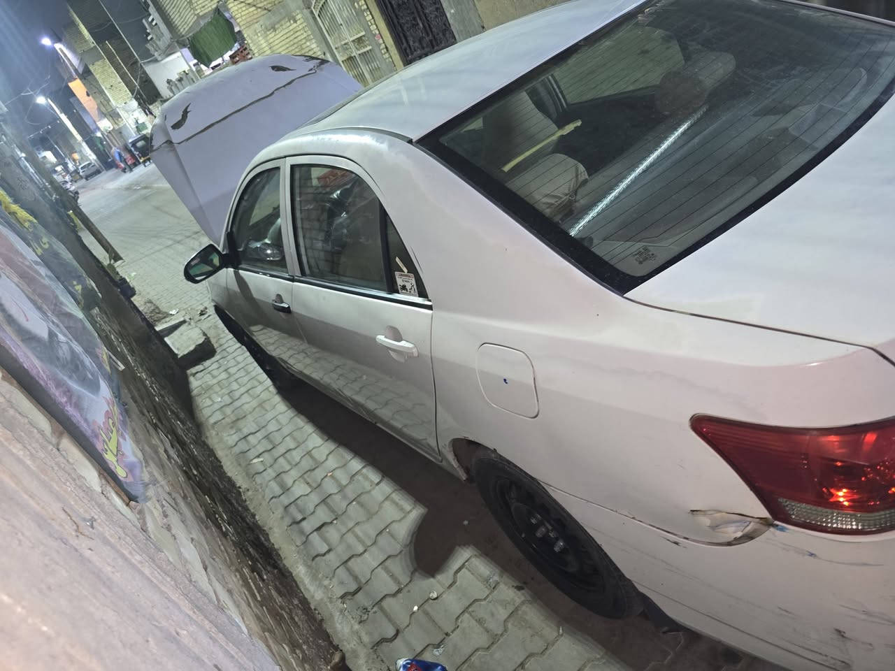 12 سياره مكفوله من الضربه بيه شويه بل جاملغ الخلفي سياره حلوه بيه  شويه يرادله صدر وحمام تبريد شغال  مكان بغداد الشعله *********** السعر 45 وبيه مجال حك الجيه
