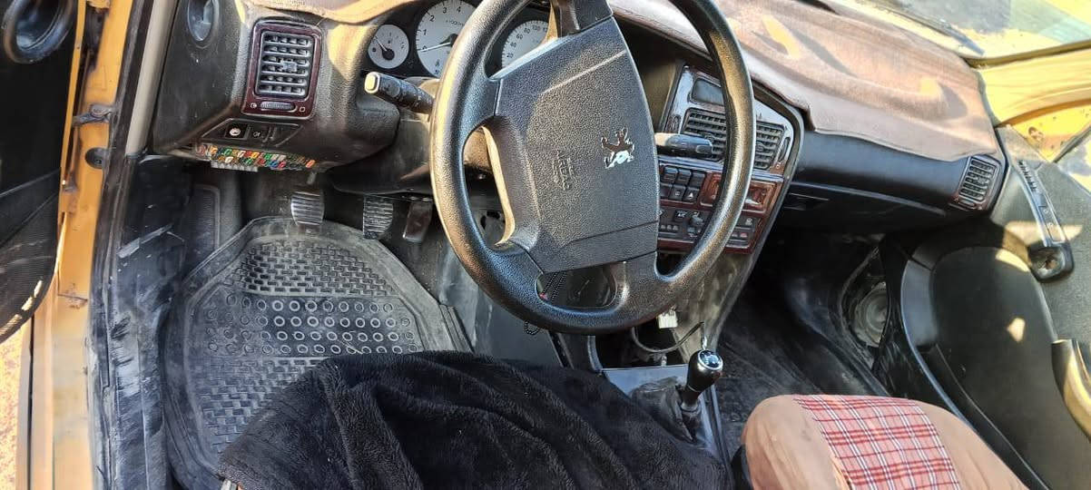 للبيع بيجو بارس موديل ١٣ رقم انكليزى بغداد جديد السعر ٢٨ وبيها مجال الطيبين بغداد دوره ابو دشير سياره كامله من كل شى نقص كمبريسر تبريد وترتيب الجام فقط كير محرك صدر كهربائيات كلها كامله اتصل على وايت ساب ***********
هيئه صفر غرامات صفر 
مابيع شرط التحويل رجائن
