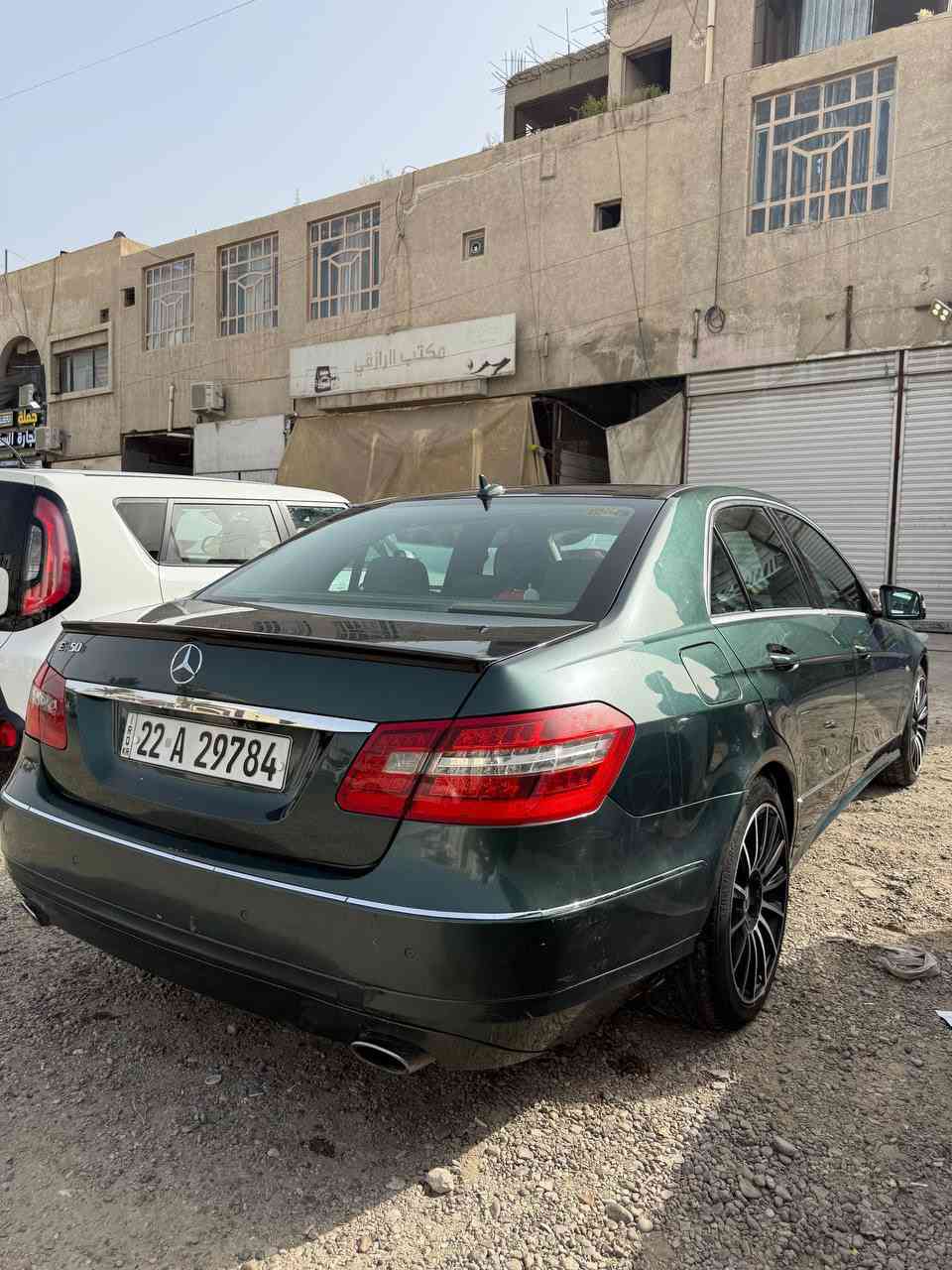 يالله
سنة الصنع : 2010

الفئة : E350

اللون : زيتوني 

عداد المسافة : 260 

عدد الاسطوانات : 6 سلندر

حجم المكينة : 3500 E

المواصفات 

 
- لايت عدسه شادلها شارع نهار تسوي 
- بلوجكتر لد
- تدفئة كشنات 
- سماعات هارمن كاردن
- كشنات جديده جداً
-مري شفط 
-فول تحكم ستيرن 
-كروز سرعه 
-شاشه جبيره 
-شاشه اعطال 
-كشنات كهرباء ⚡️
-رادار 
سيارة جكات وملغية 
 سيارة كلين بيهة فقط صبغ بخشم الجاملغ  ⚡️ 
-وبيها بعد مواصفات

رقم شمالي / تحويل مباشر ✅

حالة السيارة : وارد الماني  

ملاحظات اخرى :مكينه گير وكهربائيات وتبريد كله  جاهزة نقصهة اذرع مال صدر امامي بس مشتريهن ومشادهن 

- حالة الايرباك : سليمة ✅

موقع السيارة : بغداد 
السعر:175 وبيهة مجال 
رقم صاحب السيارة :
***********
