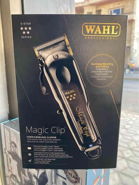 ‎مەكینەی براندی واڵی ئەمریكی ئەسلی بەکارنەهاتوو
قاعیدەی خۆی لەگەڵ
نرخی 180.000
 
‎شوێن : سلێمانی
*********** السليمانية
