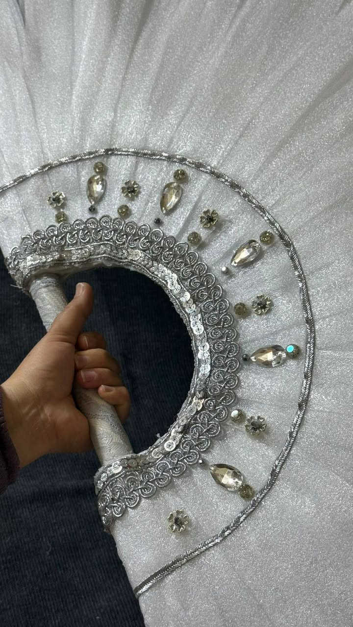طلبية زبونة من اربيل والف عافيات 🌹
انتظروا المجموعة الكاملة مع الاجنحة 😍


**إذا كنت صاحب هذا الإعلان وتريد حذفه لأي سبب، رجاءا أرسل رسالة إلى الدعم الفني**
