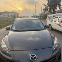مازدا 3 : مۆدێل 2013 گێڕ ئۆتۆماتیک ، تەبرید ، تەنها یەک دەرگای بۆیاغە ...