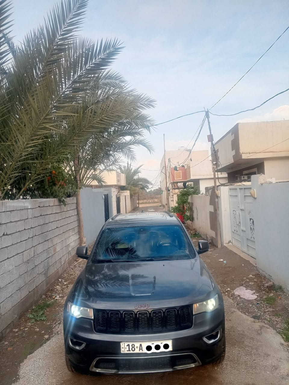 سلام عليكم
جيب لاريدو 17وارد امريكي
السياره مزود فول واحد. على واحد 
المواصفات 
صندوق كهربائي 
كراسي جلد 
مكينه 3.6
دبل اكزوز 
فور ويل 4×4
رقم السياره بابل 
انضمه انزلاق وصعود جبال وهواي مواصفات
ضرر السياره جامرلوغ امامي ثنين وبنيد وباب السائق ول بصفه تعديل شي بسيط 
السعر 220ورقه 
الاستفسار اكثر ‏‪***********‬‏
مكان السياره ..ديالى
