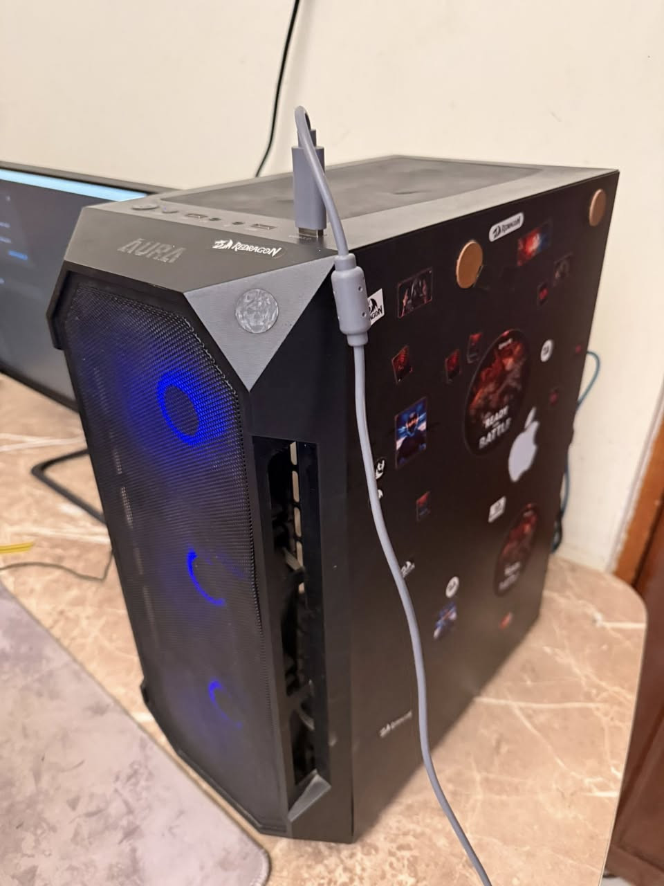 السلام عليكم
تجميعة مواصفاتها:

 gtx 1650

i5 9400f

RAM 16g

SSD m.2 128g

hdd 500g

power supply 500w

mother board h310m

نظافة 90/100 للبيع او مراوس مع اكس بوكس سيريس اس او اكس

مكاني ناصرية 

***********

واتساب ***********
