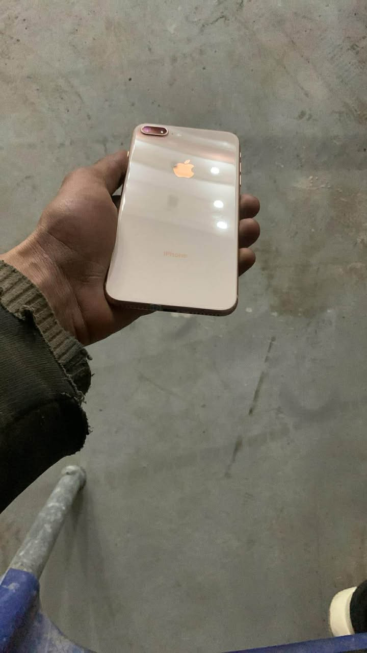 ‏iPhone ثماني ذاكرة 256 ‏مكان نجف بطارية 100    7881019050￼￼
