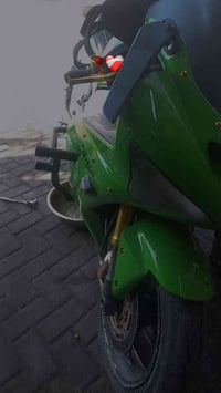 كاوسكي ٢٠٠٤ للبيع دراجه بلاديه كلشي بيها بلادي  سعره ٣٣ بيها مجال  رقم...