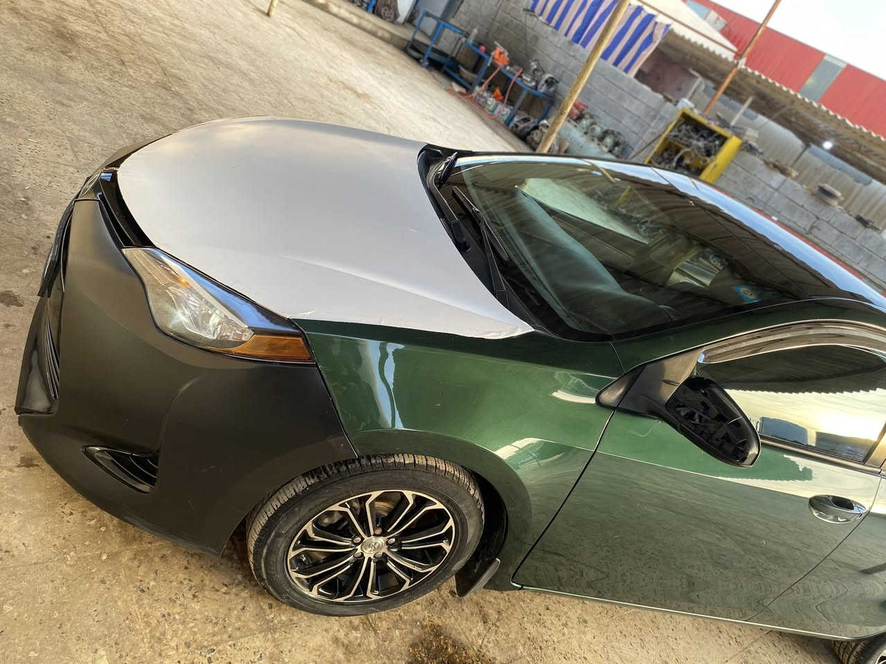 السلام عليكم 
كورلا موديل 2014

كير مكينة مكفول

بيها ضرر جاملغ وبنيد وجاملغ خلفي بي كلير بدون دواخل السعر 120 وبيها مجال 

الرقم ***********
