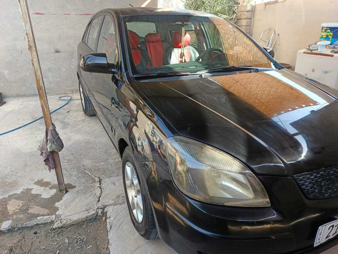 السلام عليكم ورحمة الله وبركاته
كيا ريو ماسحه
وارد امريكي  2009
رقم سليمانيه انكليزي
باسمي السياره شرط التحويل بيها كابون بانزين كركوك
نفاذ السنويه 2027 شهر 6
المكينه 1600 
زوج تاير امامي جديد تدفئه و تبريد 
مكينه قبل 20 يوم شادها لاصرف ولا تبخير كير بشرط 
السياره مصبوغة حزام  
حادثها بلجنطه والجاملغ الامامي بدون دواخل جهه السكن 

السعر/68 وبيها مجال حك الجيه
للتواصل/***********
العنوان صلاح الدين/ بيجي
