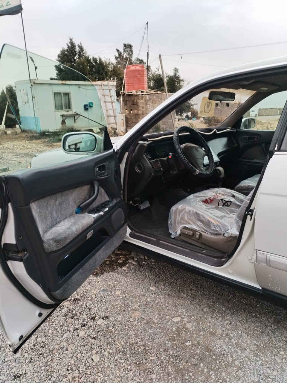 سلام عليكم سياره بطه للبيع رقم بغداد انكليزي مشروع وطني شرط تحويل ثاني يوم تحويل  مكفوله من الكص ونقل جثه والكلبه والعيب شرعي والاصوليات تخم تاير حداديه جديده كهربائيّات كله شغاله شاشه جديده تبريد ثلج كير ومكينه مكفولات مكينه حاويه سياره جاهزه عنوان واسط كوت سعر 53ورقه وبيه مجال اتصل وبيك خير ودلل ***********📞📞
