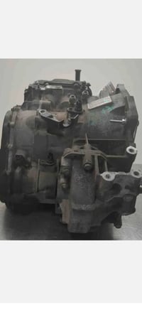 يتوفر گير افنجر و C200 من 2011ال 2014 للاستفسار الاتصال على 0776631606...