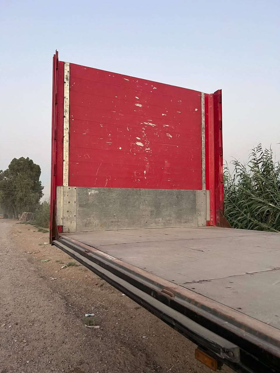 السلام عليكم عربانه للبيع اوربيه منفيس موجود مجموعه مارسدس مكفوله كفاله عامه مامشتغله بالعراق الاصل جادر السعر 50 ورقه وبيها مجال للطيبين رقم الهاتف *********** محمد الهلالي صاحب السياره
