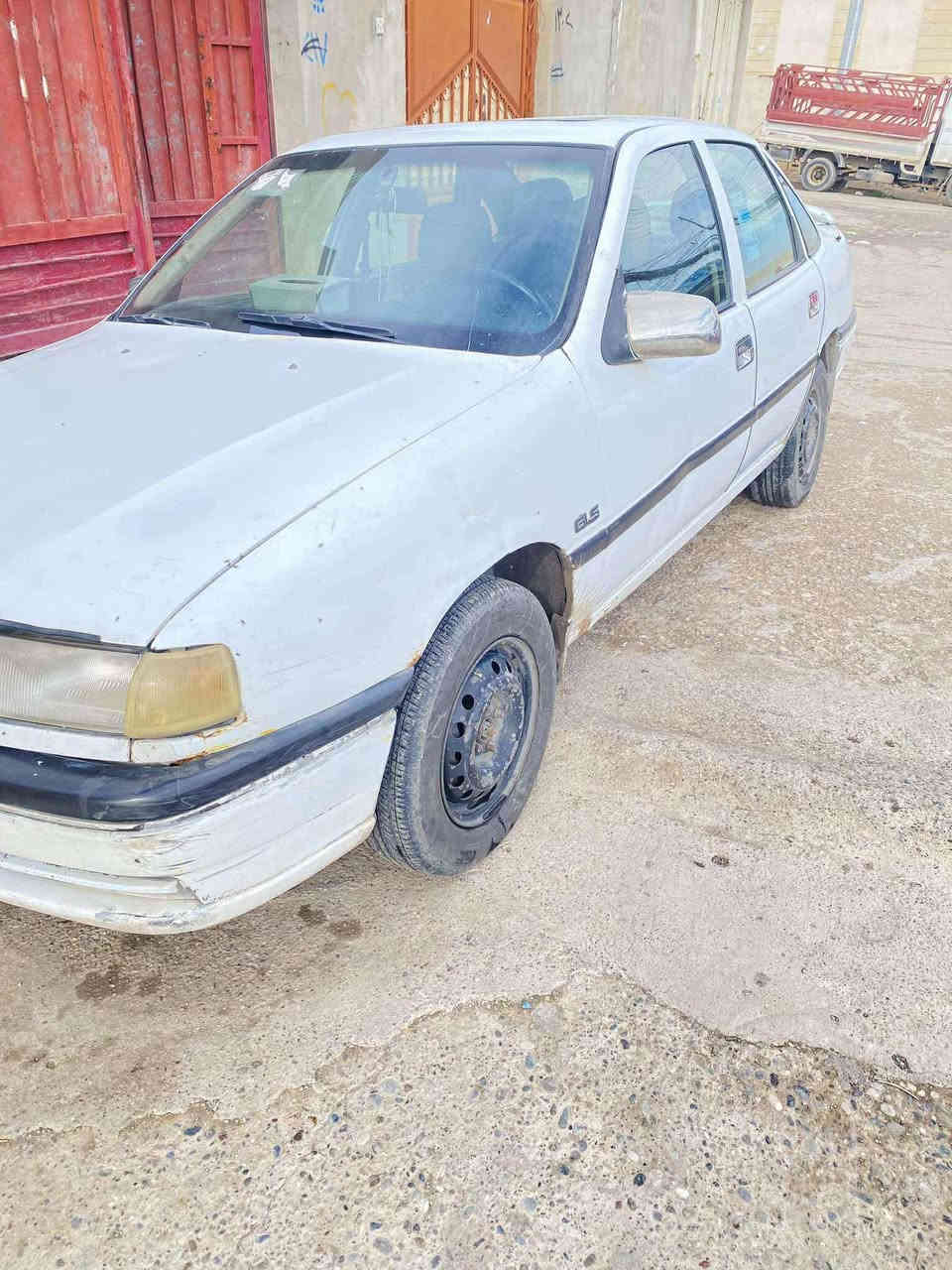 سلام عليكم
اوبل فكترا حجم 16 مكينه بدايه صرف موديل 89 محدثه 94 دواير مصلحه كهربائيات شغاله سنويه خضره بيها طخه بالصندوك  رقم نينوى كوبون

شرط التحويل مكاني موصل جانب الايمن سعرها 35 بيها مجال بسيط غير متواجد ع الفيس

***********

***********
